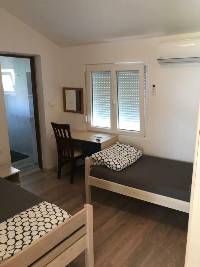 Novalja Inn 2 Extérieur photo